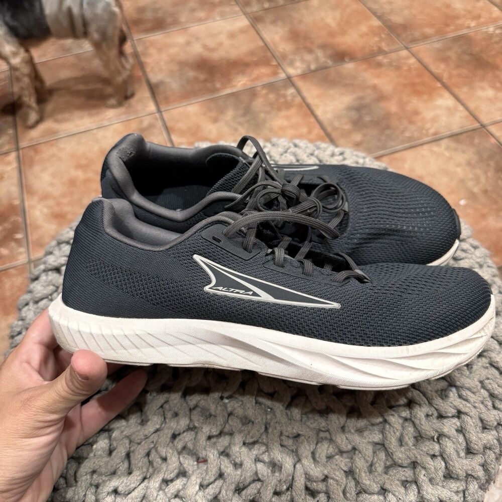 Altra Escalante 4 Women's Running Shoes Black White Zero Drop Size 9.5 Excellent